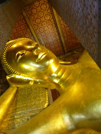 Ležící Budha